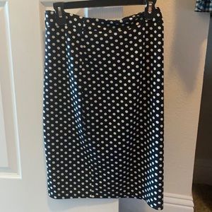 Black and white polka dot pencil skirt.  Yellow berry.  Size small.